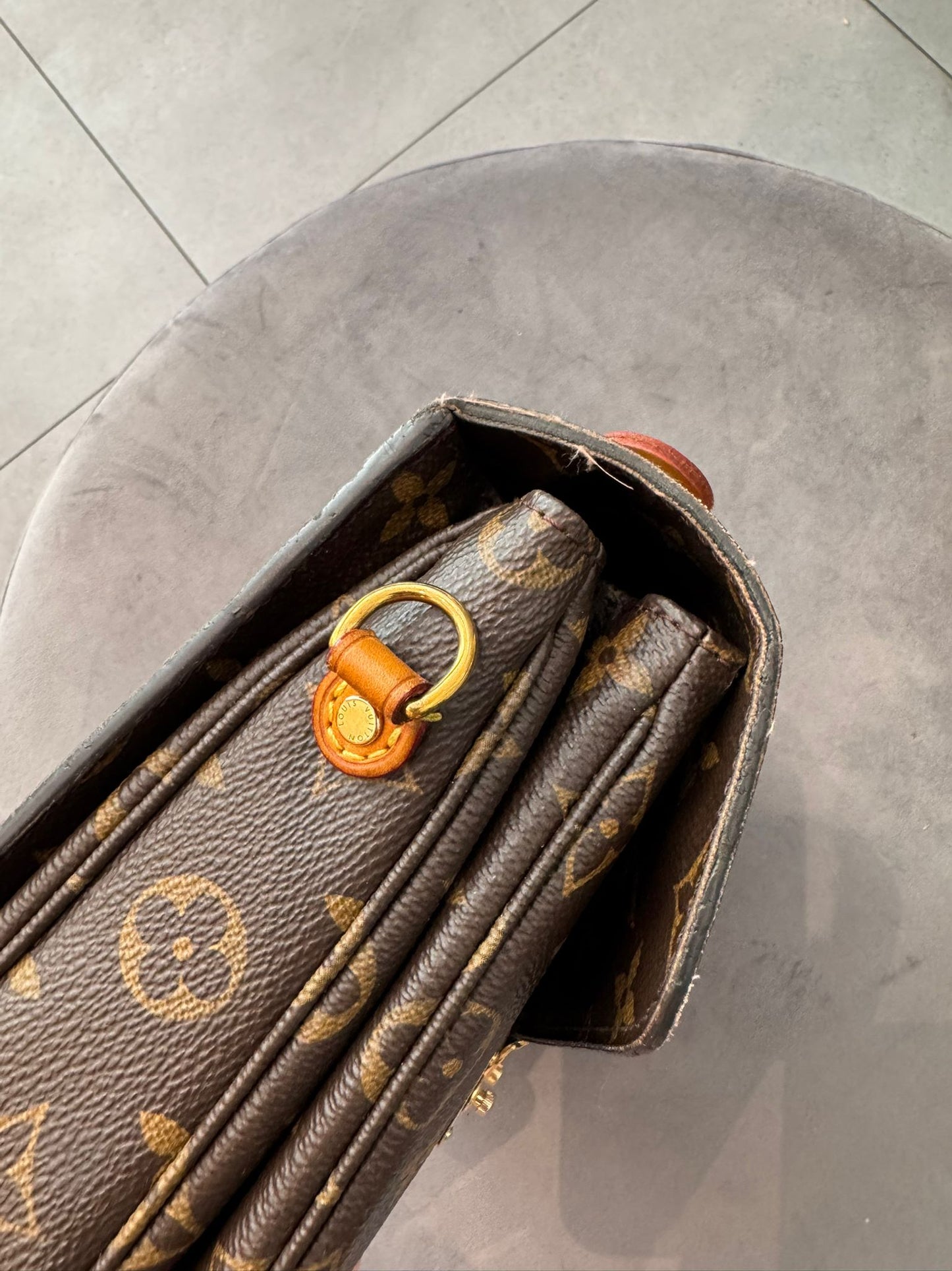 Louis Vuitton Metis Damentasche