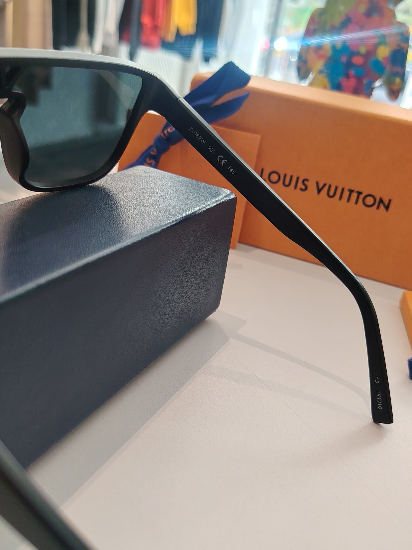 Z1082W | Louis Vuitton Waimea Sonnenbrille