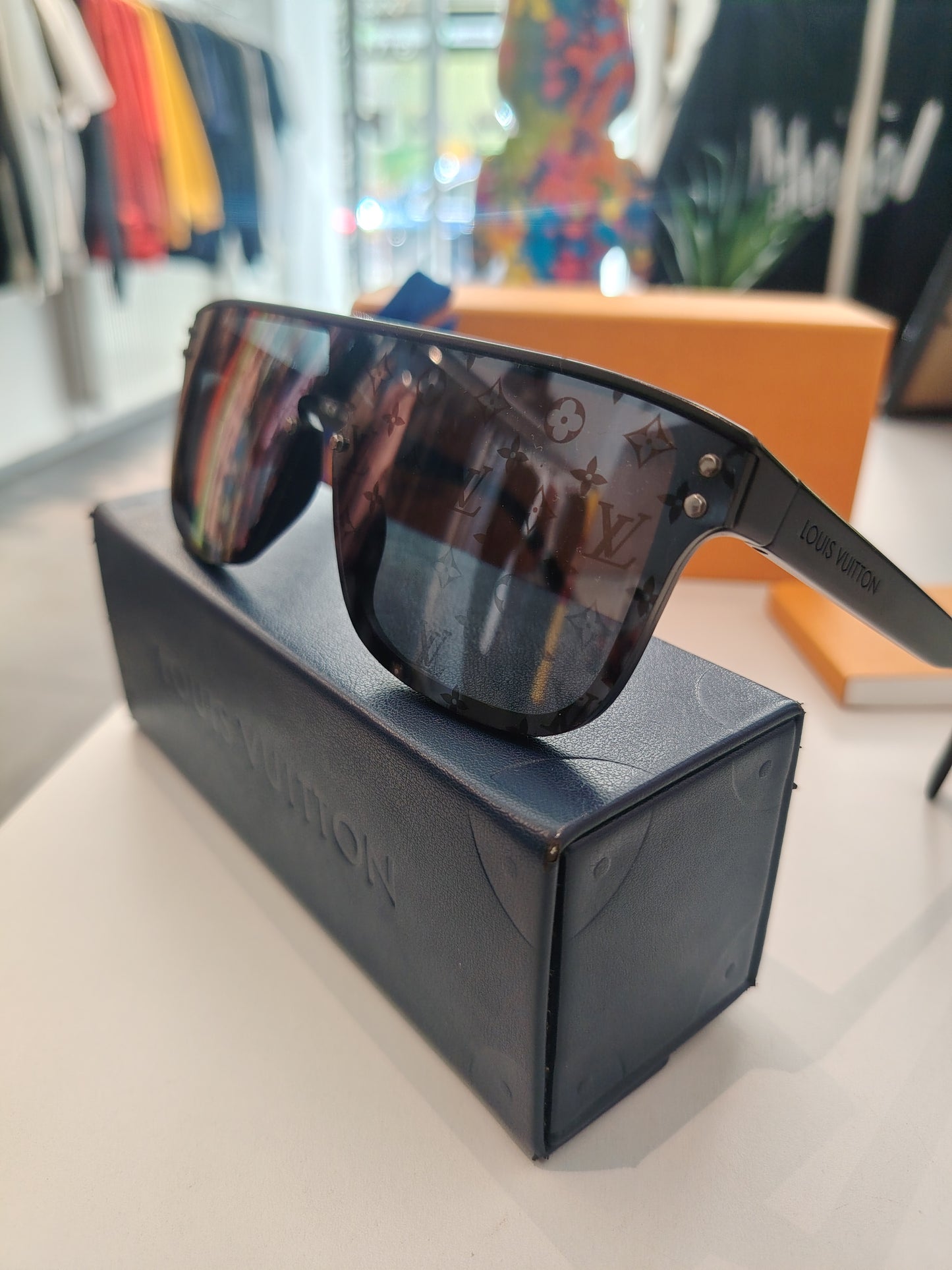 Z1082W | Louis Vuitton Waimea Sonnenbrille