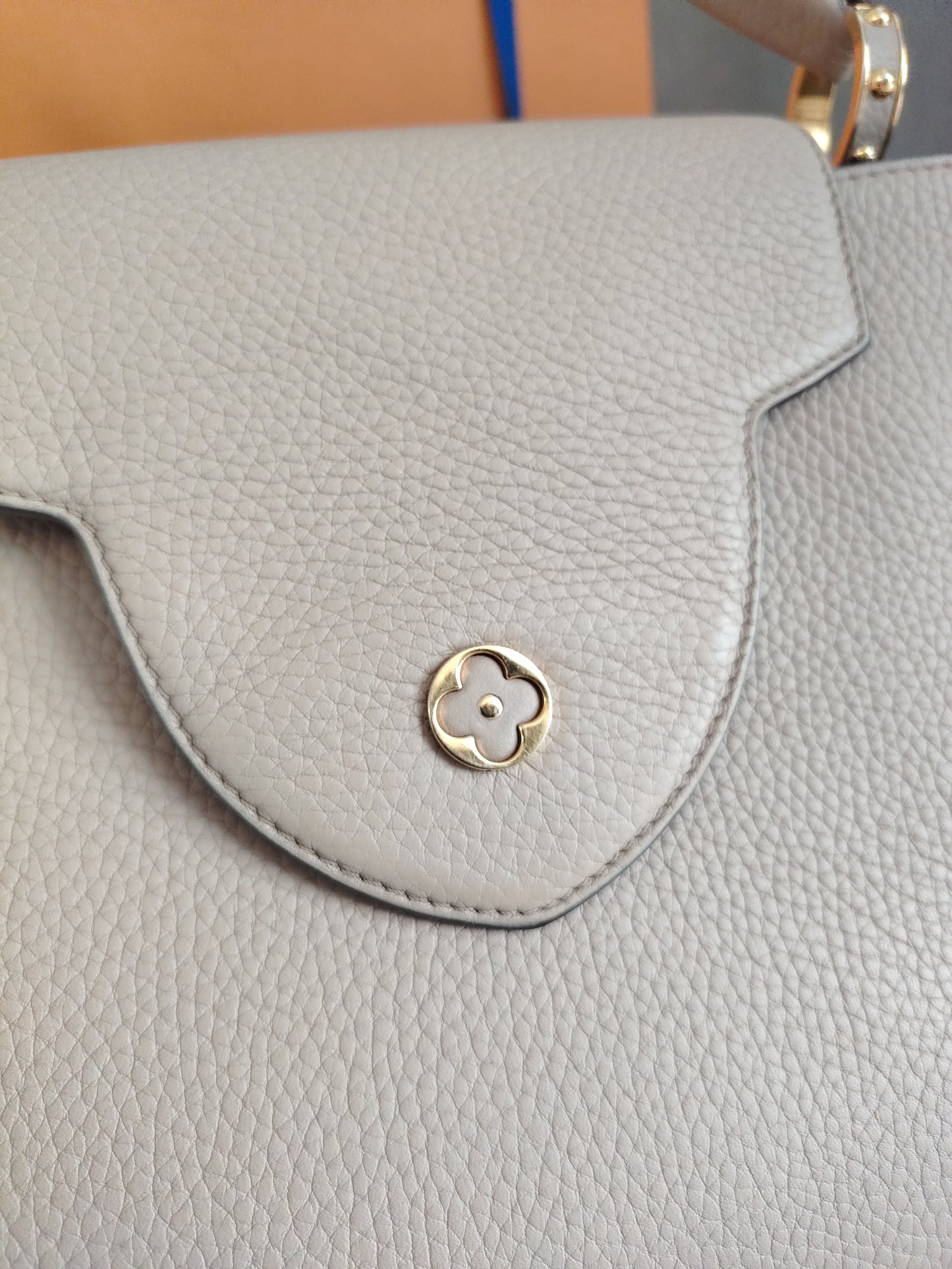 M24745 | Louis Vuitton Capucines MM