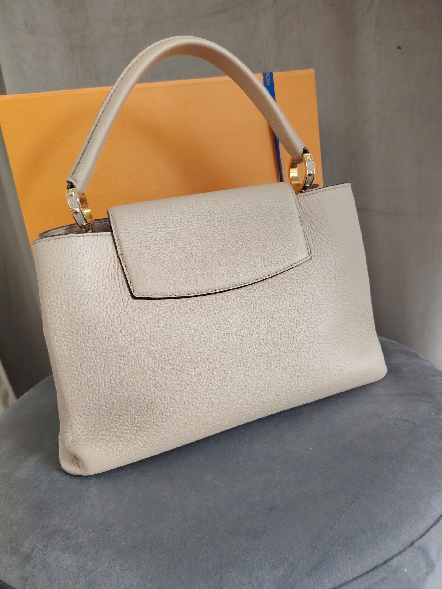 M24745 | Louis Vuitton Capucines MM
