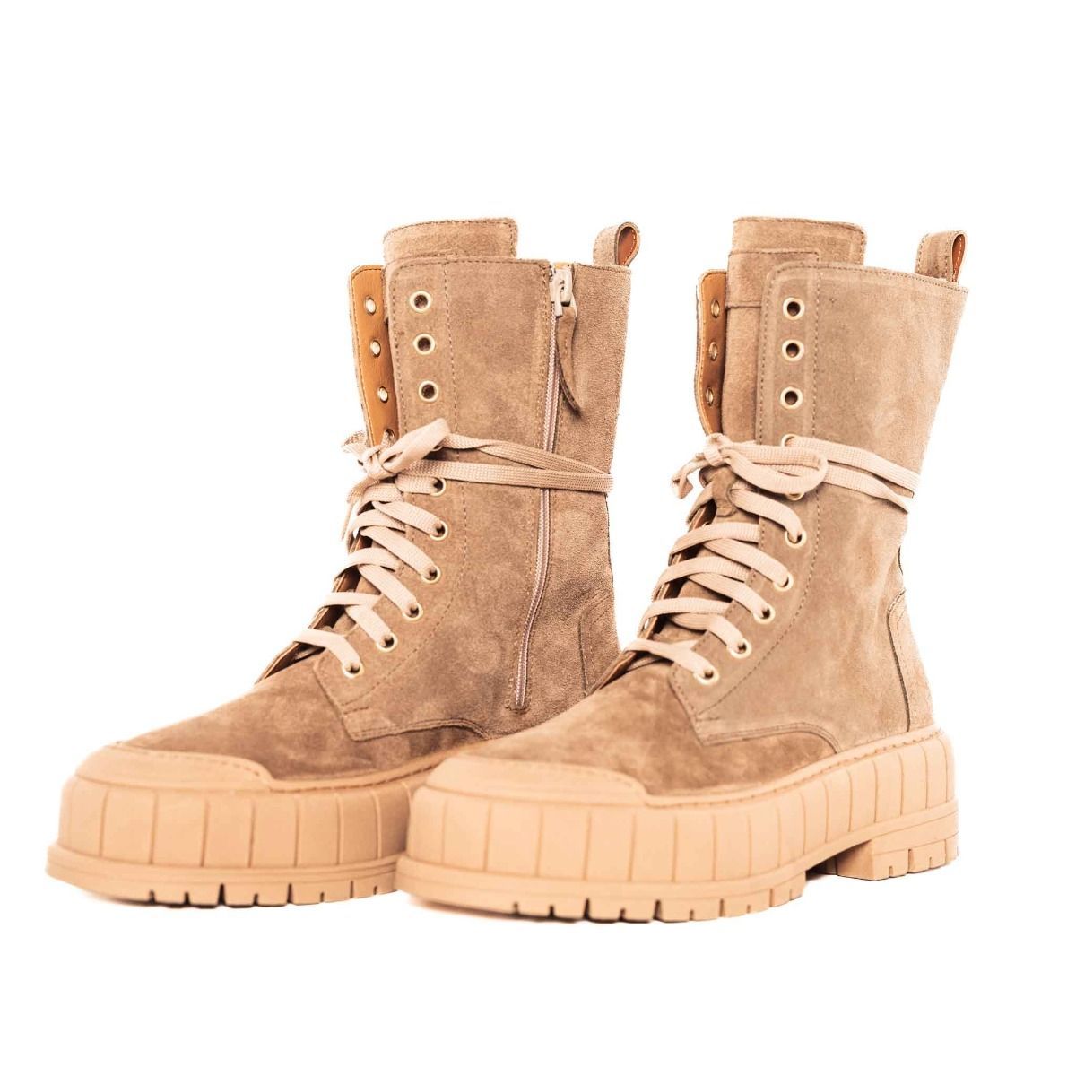L Estrosa Boots